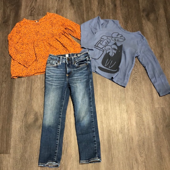 BabyGap 5T Lot of 2 Long Sleeve T-shirts plus Skinny Jeans - Picture 1 of 14